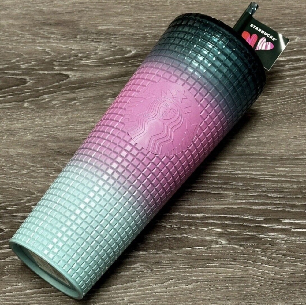 Starbucks NEW 2024 Release Valentine LOVE Smooth Gradient Grid